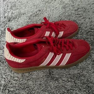 Adidas Gazelle - Women's Size 10